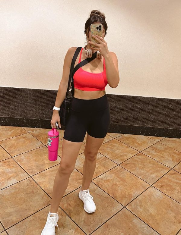 Essential/Workout Pro Biker Shorts with Side Pockets for Women, High Waisted Compression Yoga Shorts 4''/ 6''/ 8''