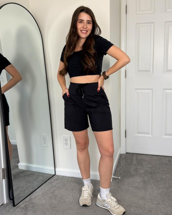 Women's Athletic Running Shorts High Waisted Bermuda Summer Casual Shorts for Golf Yoga with Pockets