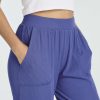 81LjNrAOfKL.jpg 3 Pack: Women's Ribbed Capri Jogger Lounge Sweatpants with Pockets Yoga Workout (Available in Plus Size)